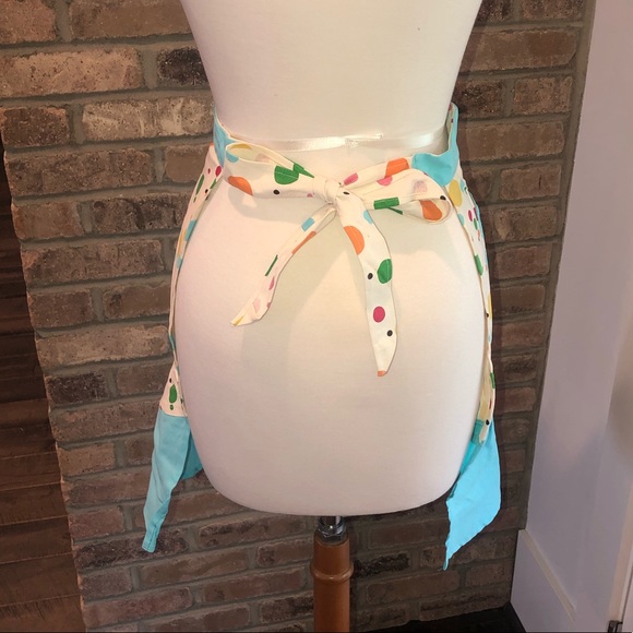 ✨NWT✨Moda Home Half Apron Cupcake Birthday Pattern with Pocket - Picture 5 of 8